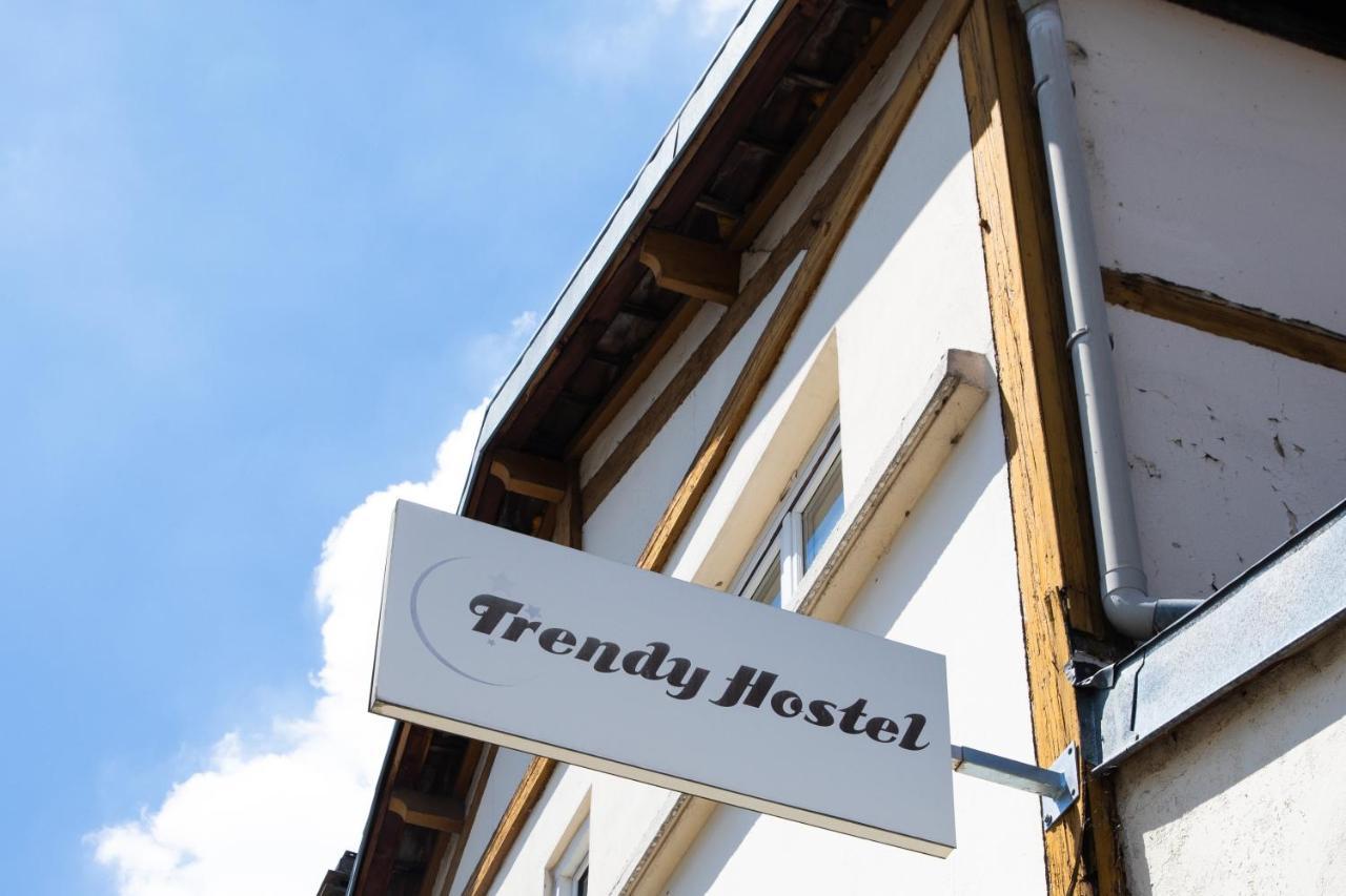 Trendy Hostel 이브리쉬르센 외부 사진