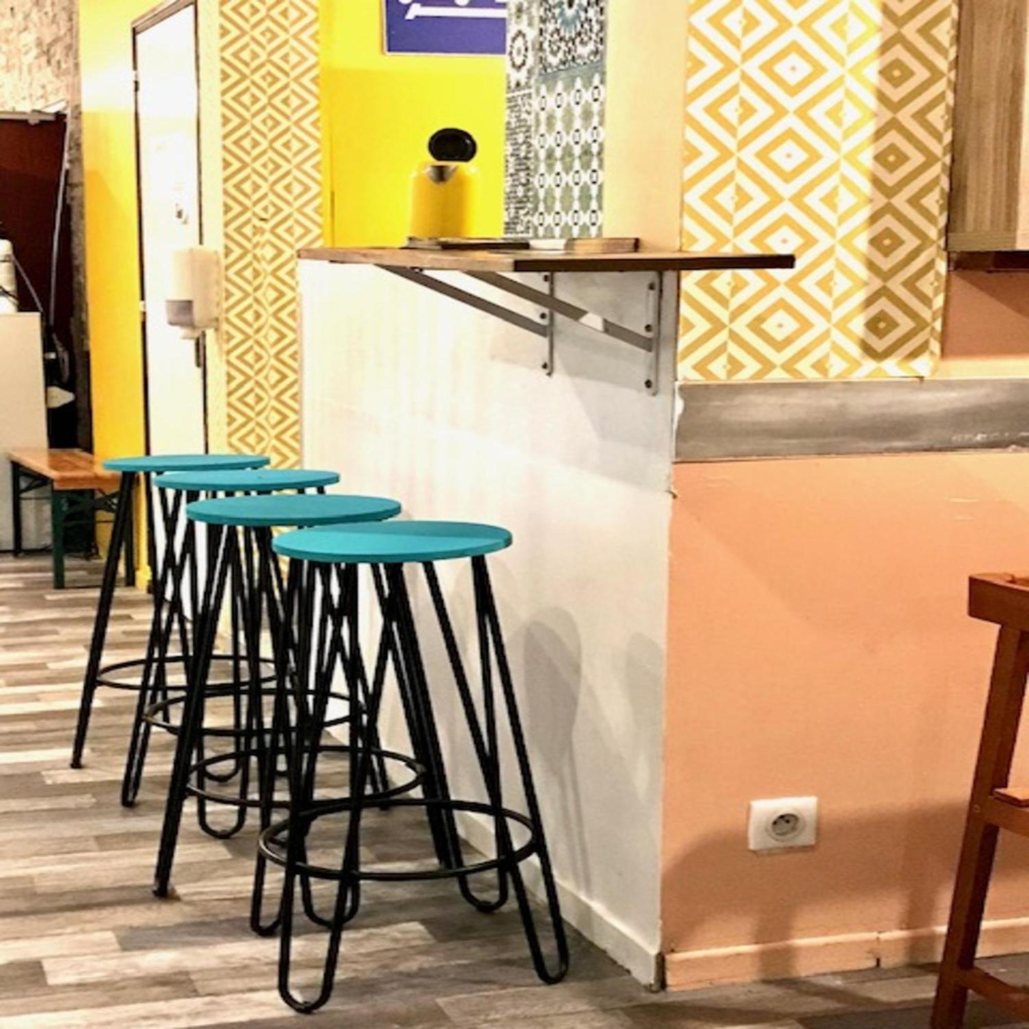 Trendy Hostel 이브리쉬르센 외부 사진