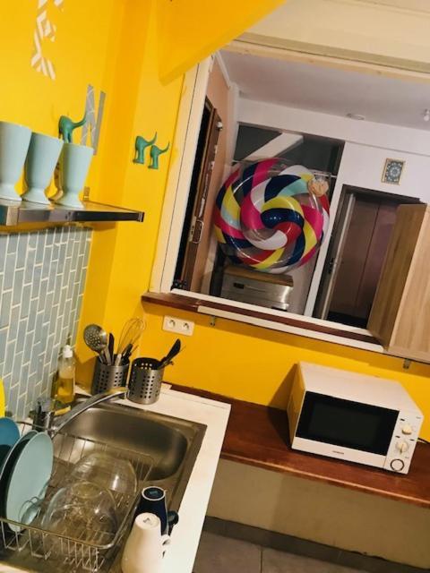 Trendy Hostel 이브리쉬르센 외부 사진