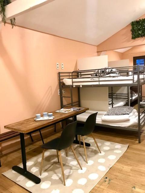 Trendy Hostel 이브리쉬르센 외부 사진