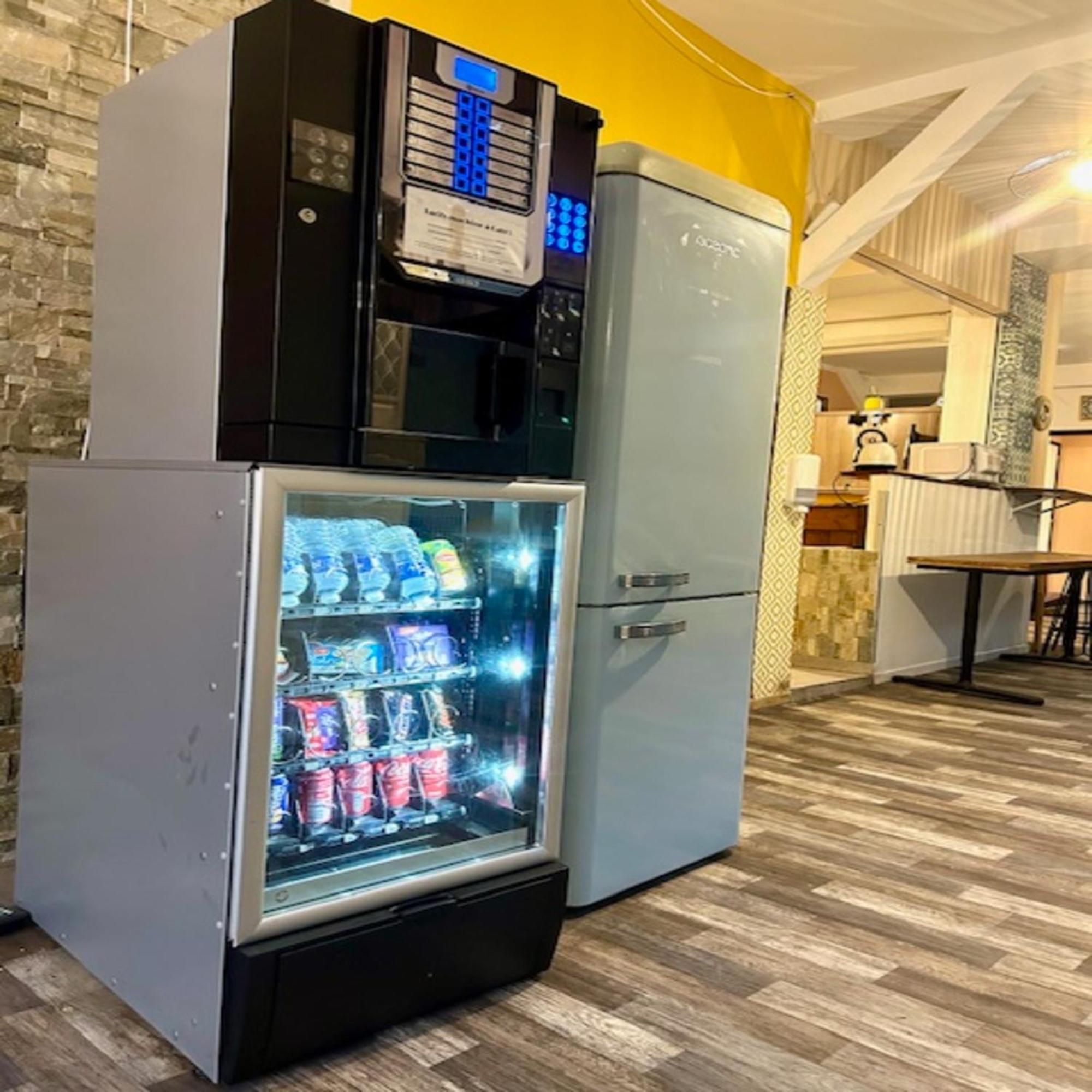 Trendy Hostel 이브리쉬르센 외부 사진