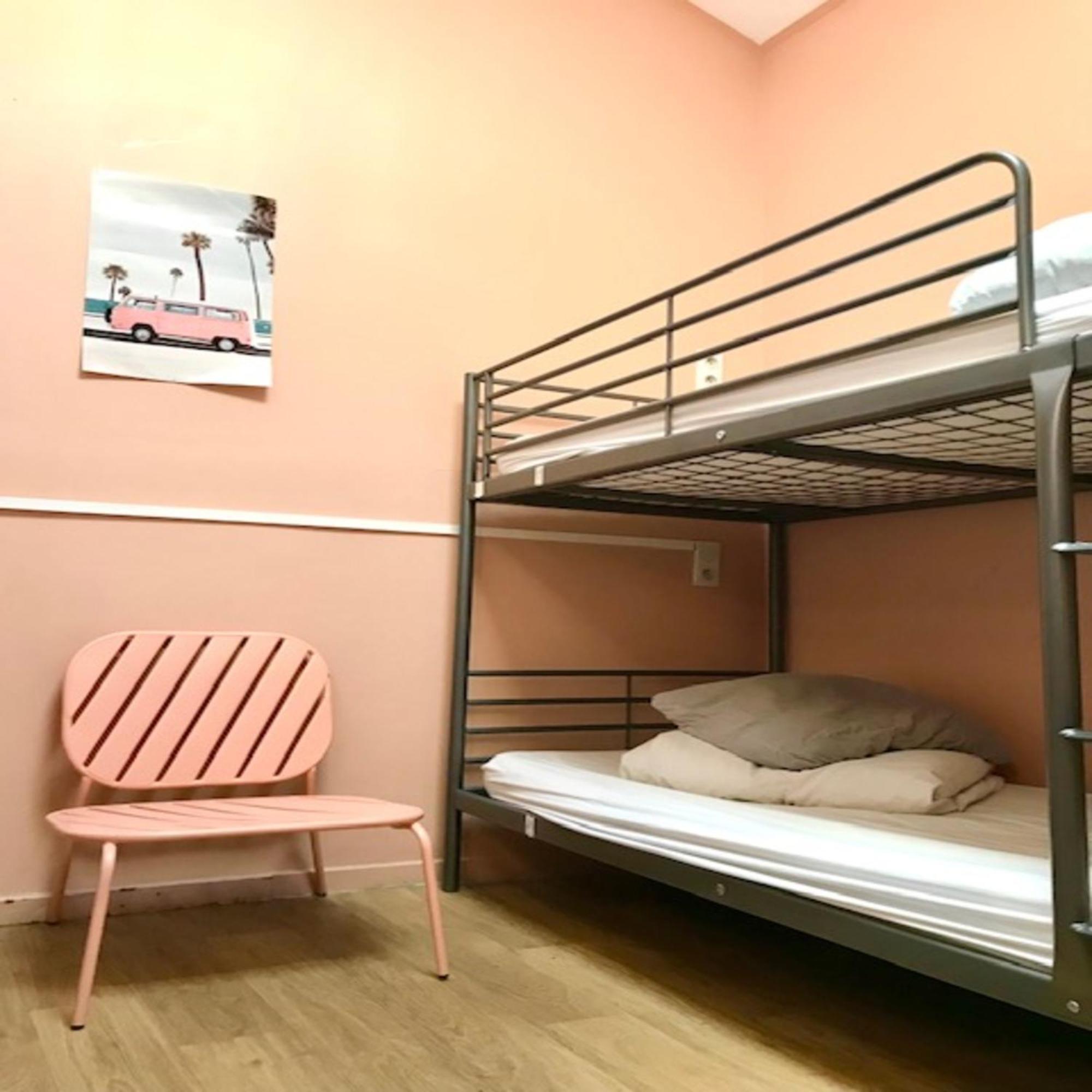 Trendy Hostel 이브리쉬르센 외부 사진